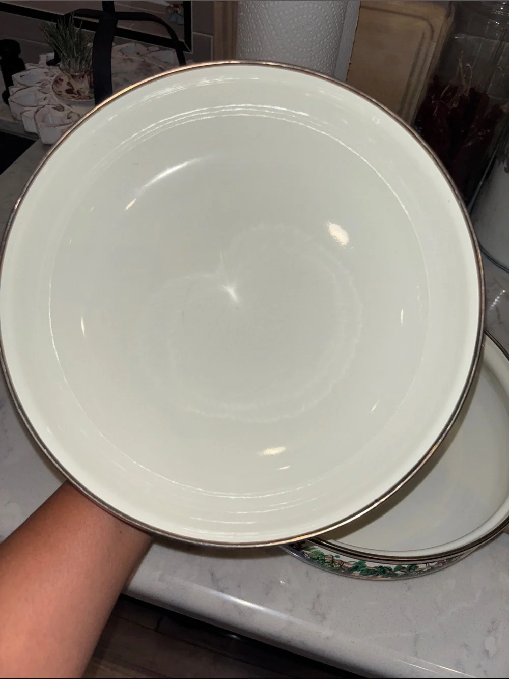 Vintage Tabletops “Kensington Garden Skillet/brass details